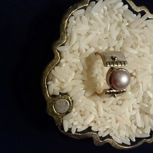 Silpada pearl ring.